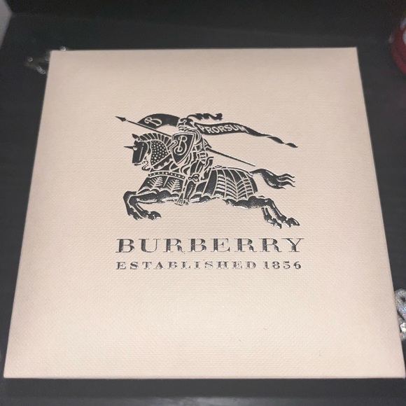 Burberry watch Unisex - Picture 2 of 3